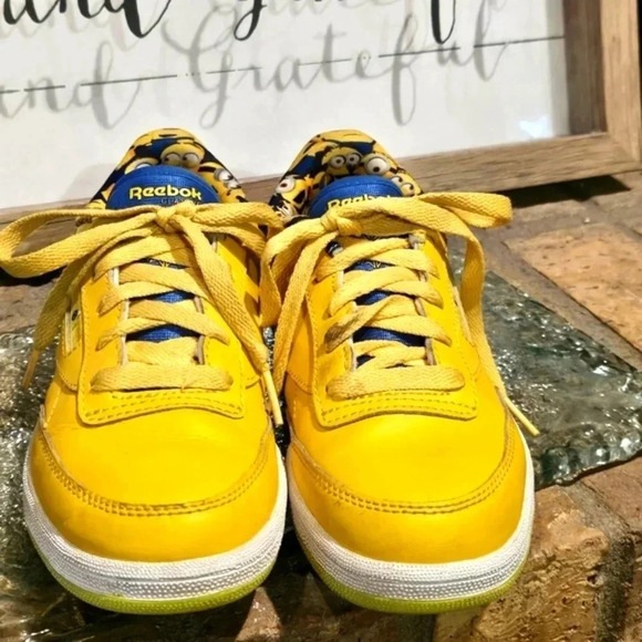 Reebok Illumination's Minions x Club C Minions' Little Kid Sz 2 #FX3353 - Picture 2 of 15